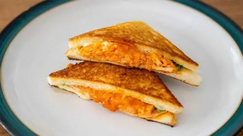 「スパイシーチキンサンド」を焼いたもの