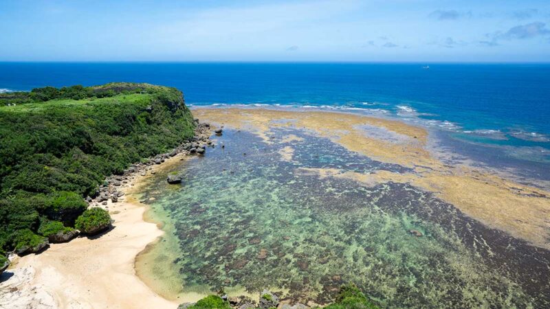 宮城島の果報バンタ