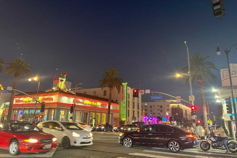 ハリウッド通り