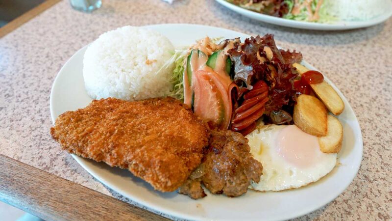 おかずが盛り沢山の「エースランチ」