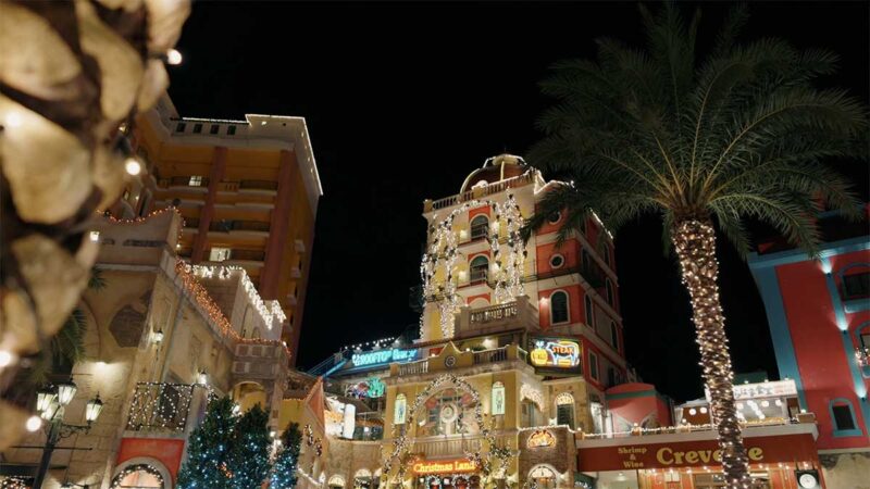 夜のアメリカンビレッジ（北谷）