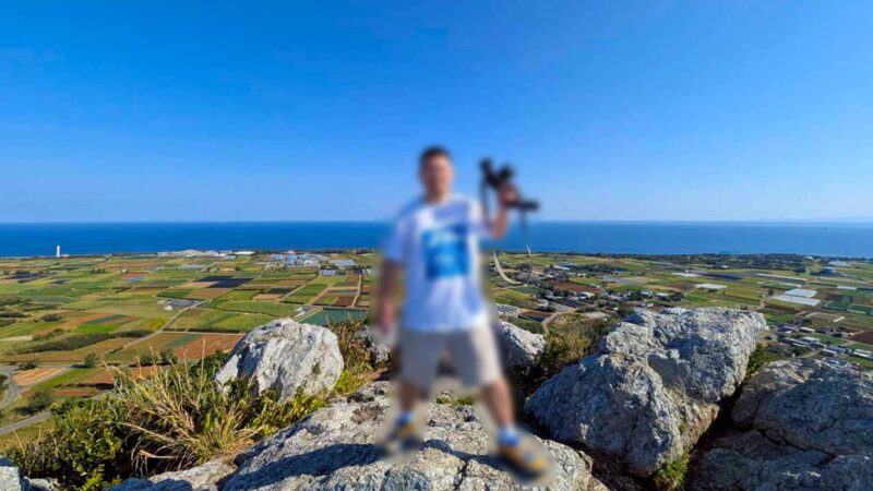 伊江島タッチューの頂上